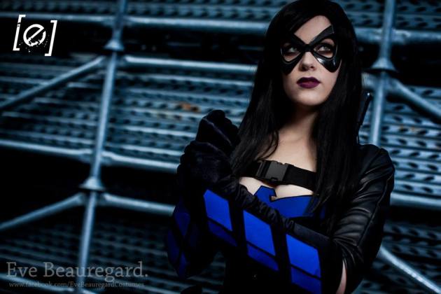 This Femme Nightwing Costume Is Stunning